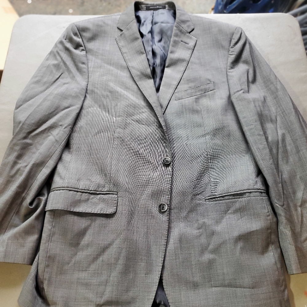 Calvin Klein Gray Business Suit 100% Wool